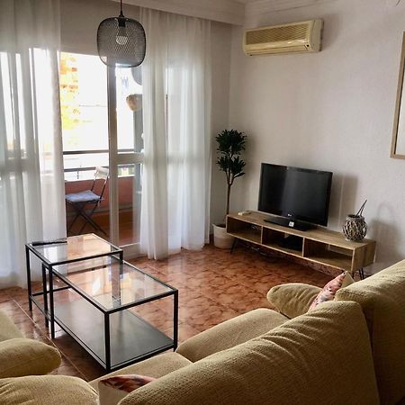 Piso En Pedregalejo A 50M De La Playa. Apartment Malaga Exterior photo