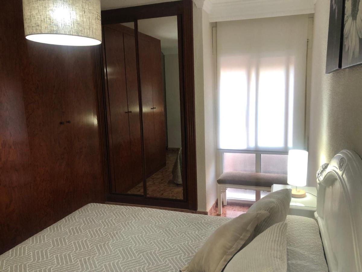 Piso En Pedregalejo A 50M De La Playa. Apartment Malaga Exterior photo